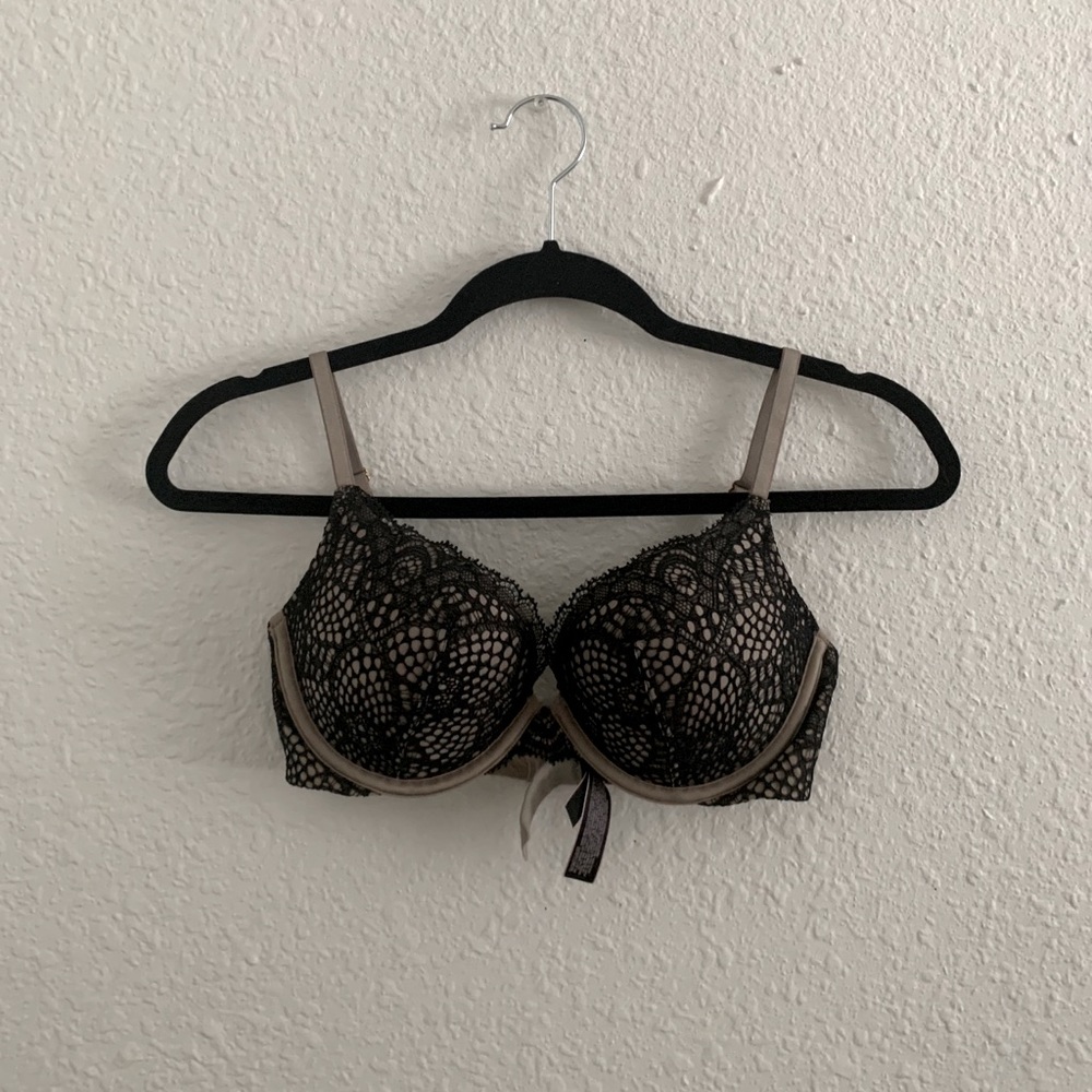 Victoria’s Secret Very Sexy Push-up Bra
